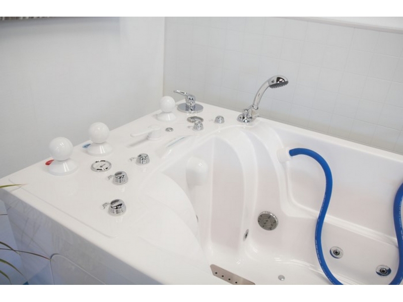 Многофункциональная водолечебная ванна Ладога 