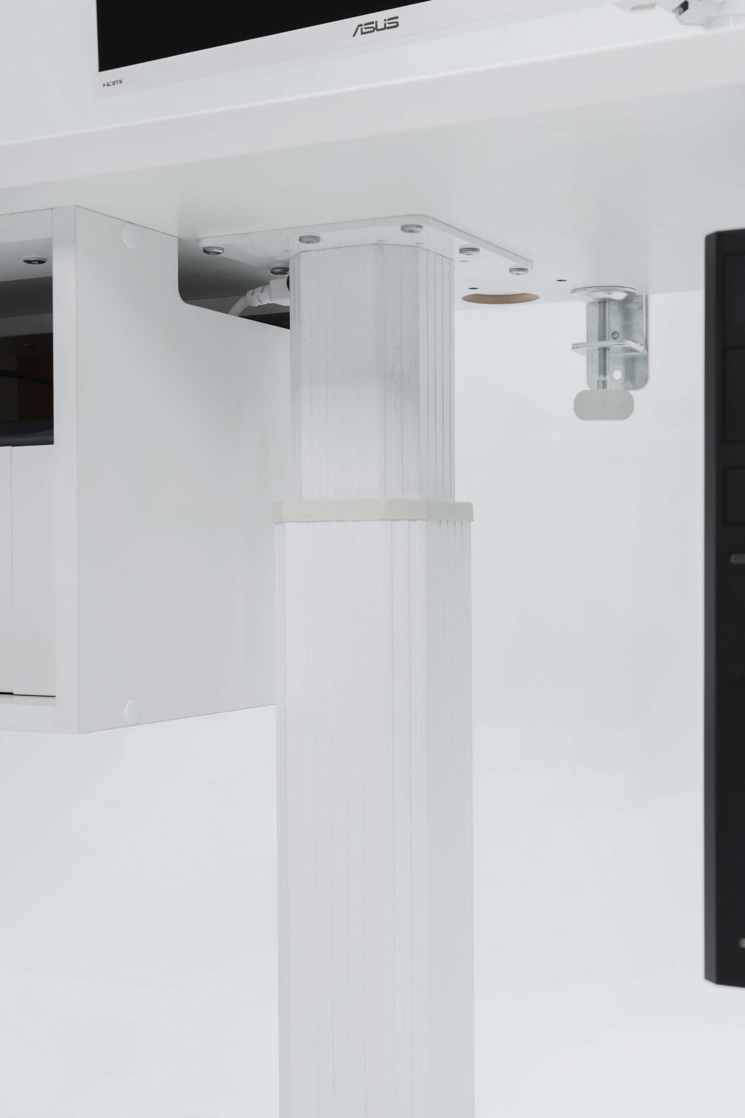 Стол медицинский электрический «Сизиф» 