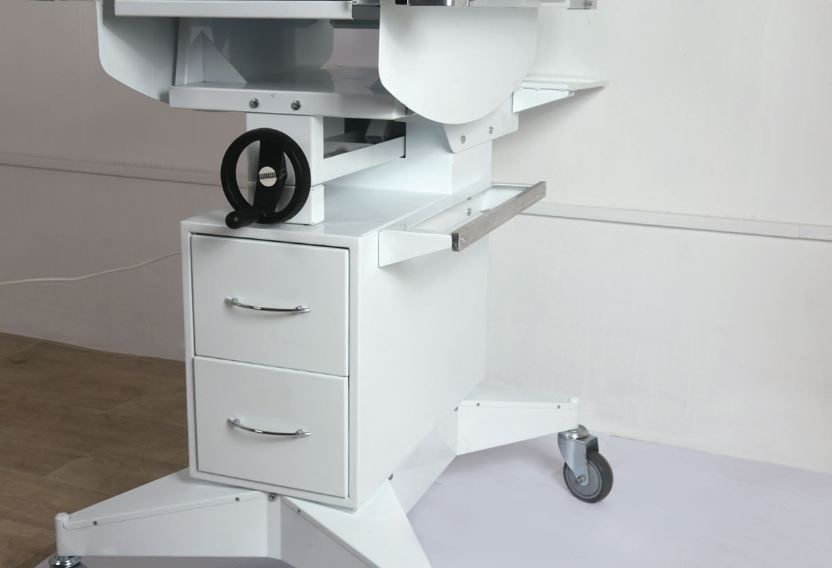 Неонатальный стол Солнышко (исполнение ИТ)