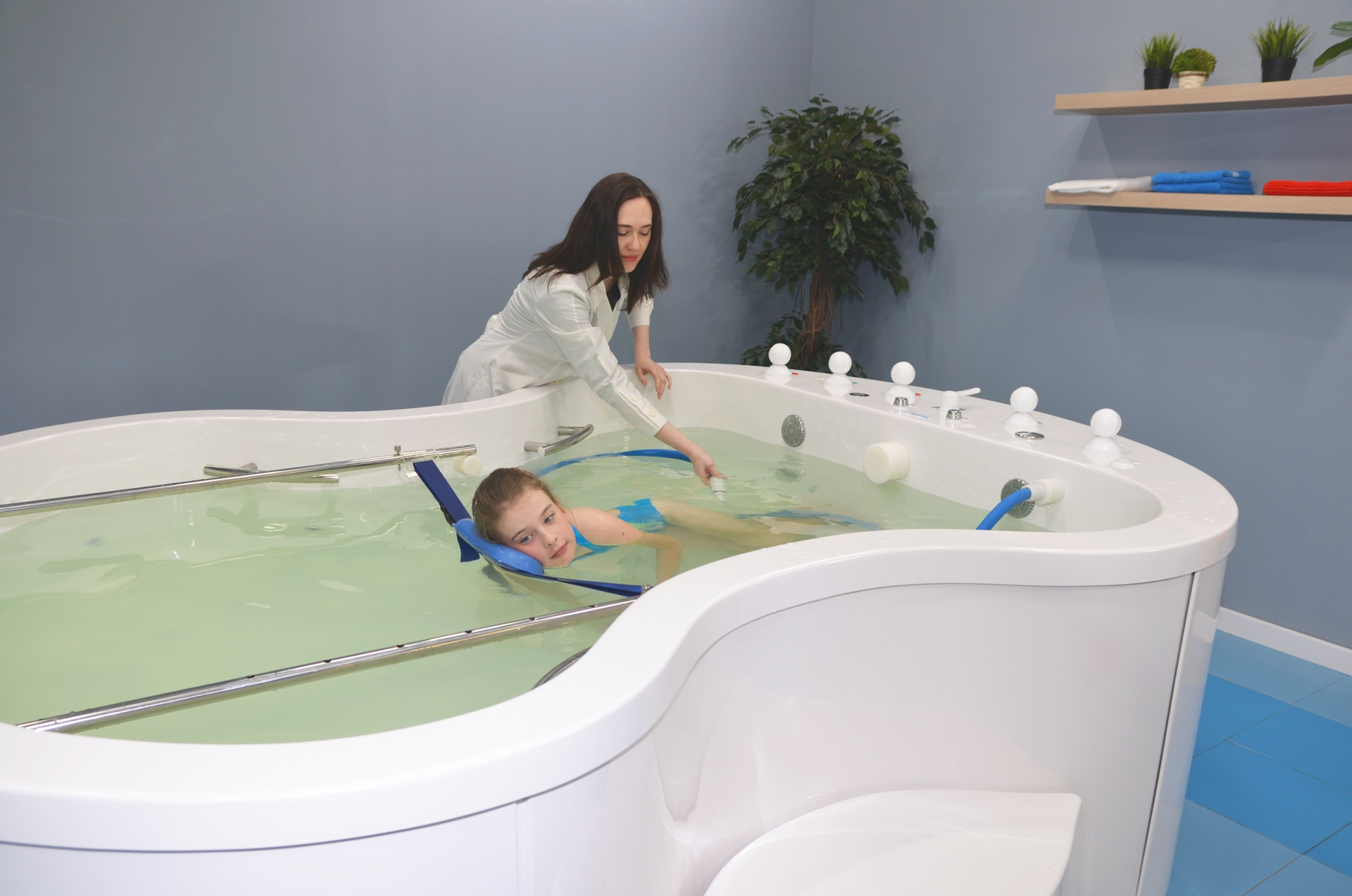 Ванна водолечебная Хаббарда для подводного душ-массажа