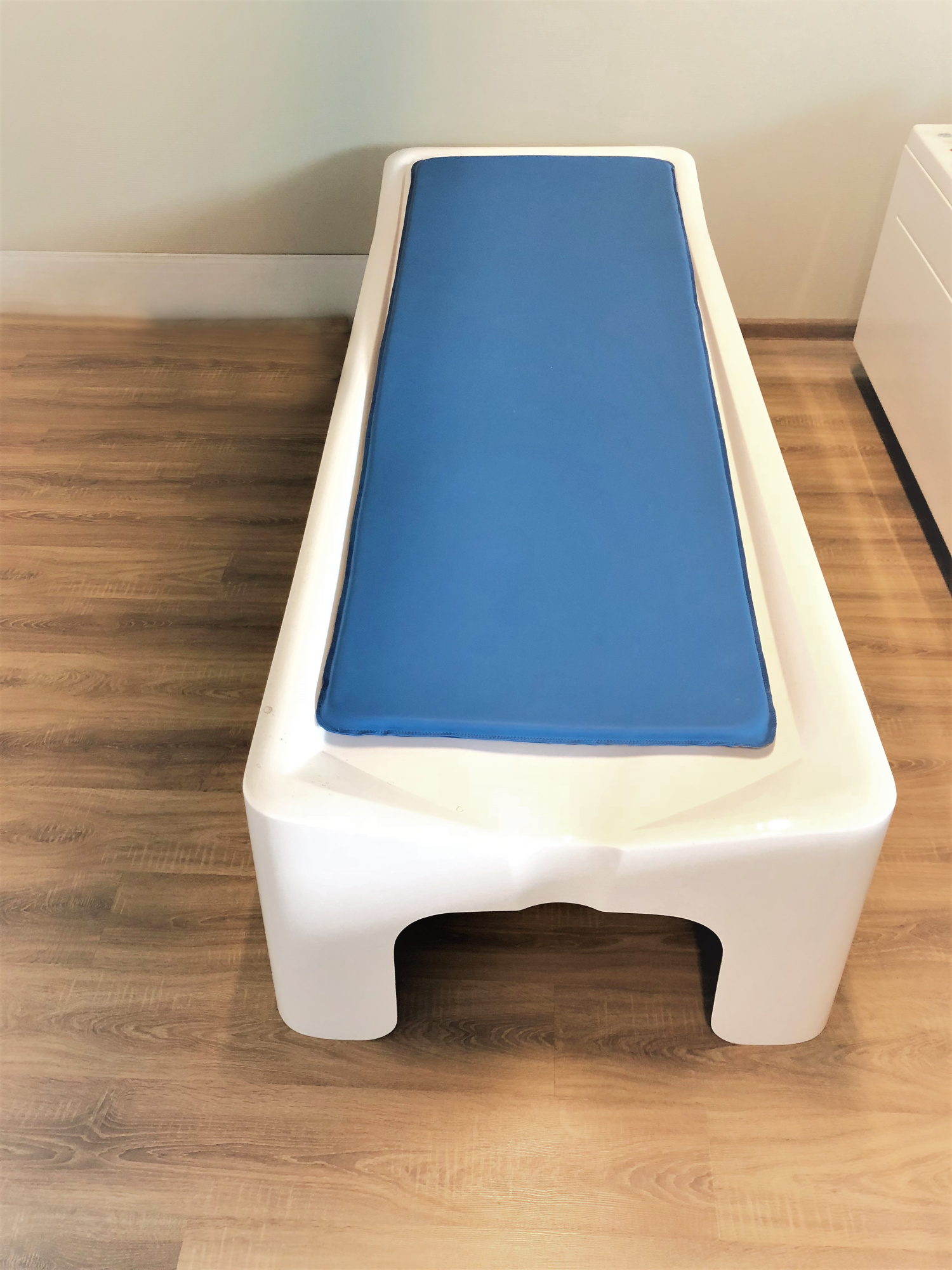 Кушетка медицинская Комфорт плюс модель 06