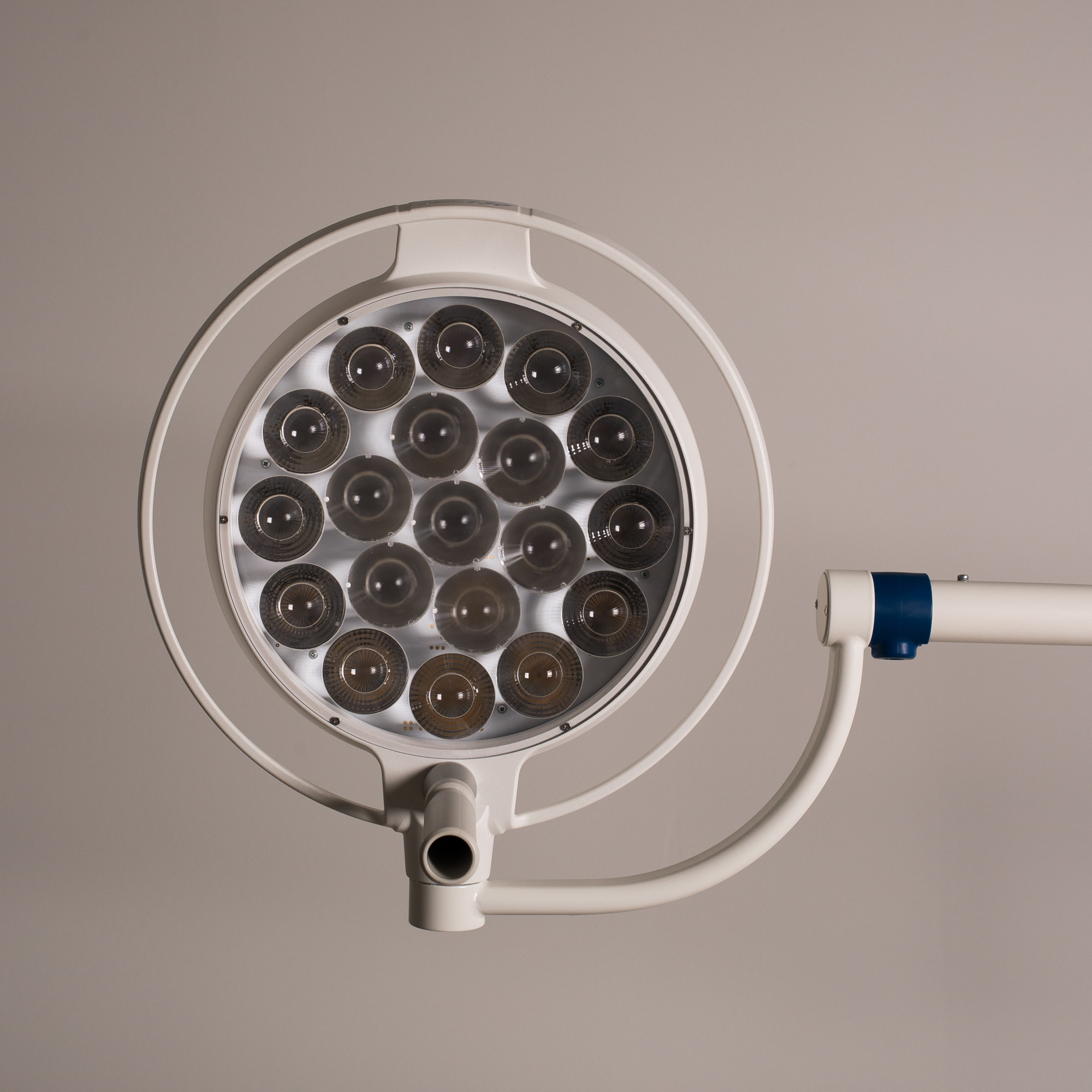 Светильник операционный Mach LED 130F Светильник операционный Mach LED 130F
