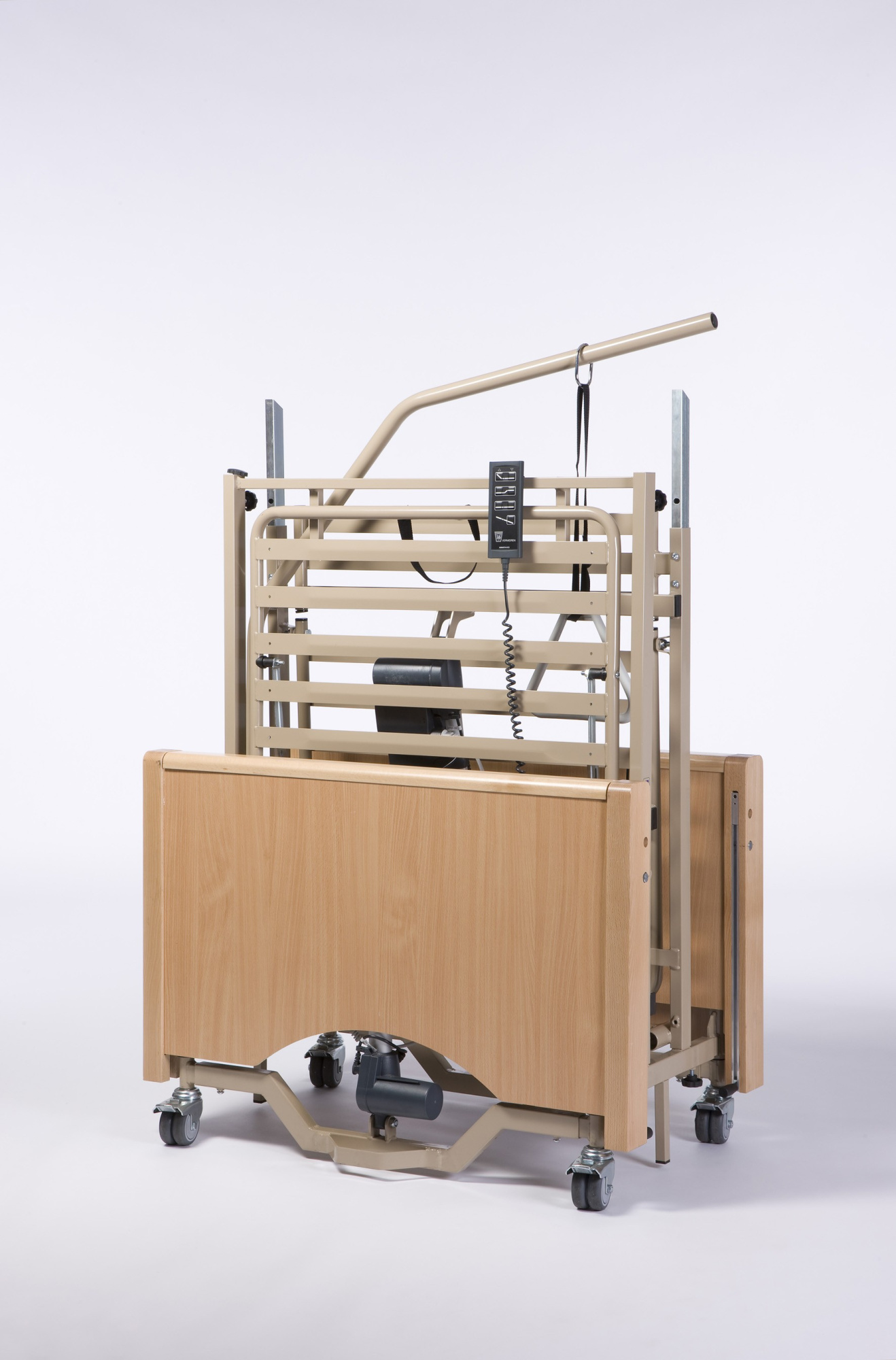 Функциональная кровать LUNA X-low  4-х секционная электрическая (в комплекте с матрасом) Функциональная кровать LUNA X-low  4-х секционная электрическая (в комплекте с матрасом)