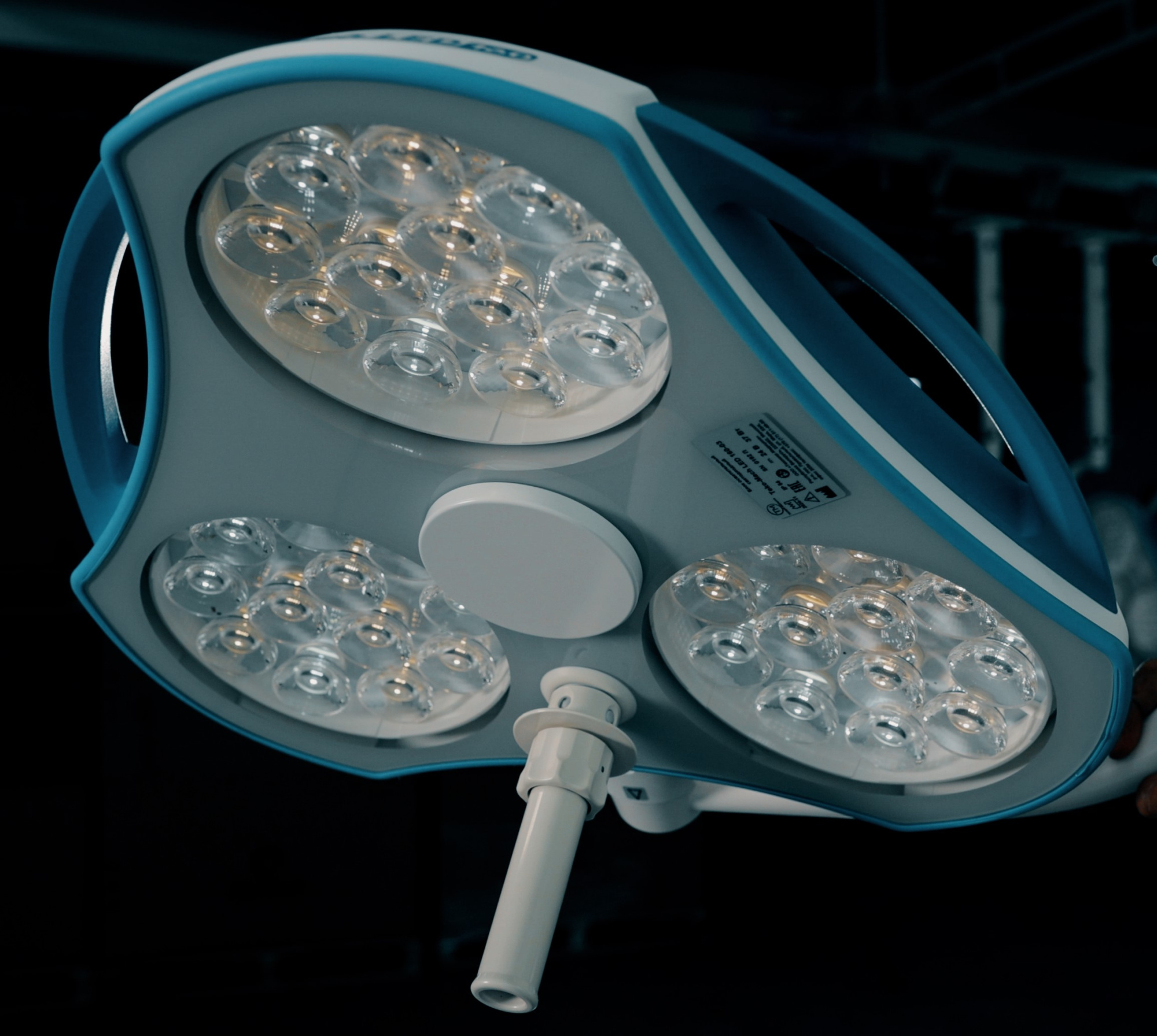 Светильник хирургический светодиодный Teko-Mach LED 160-03 Светильник хирургический светодиодный Teko-Mach LED 160-03